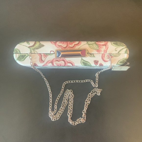 Floral Crossbody Bag with Chain Strap - Picture 4 of 9